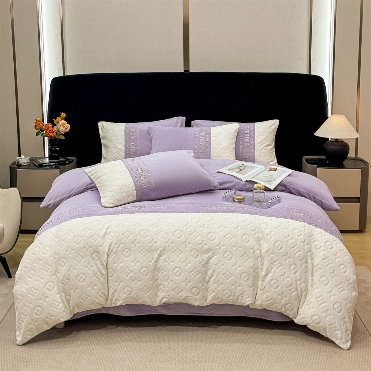 91家纺网 家纺一手货源 找家纺 灰鲸 2025新款牛奶绒拼接刺绣雕花四件套-威登 威登-风铃紫