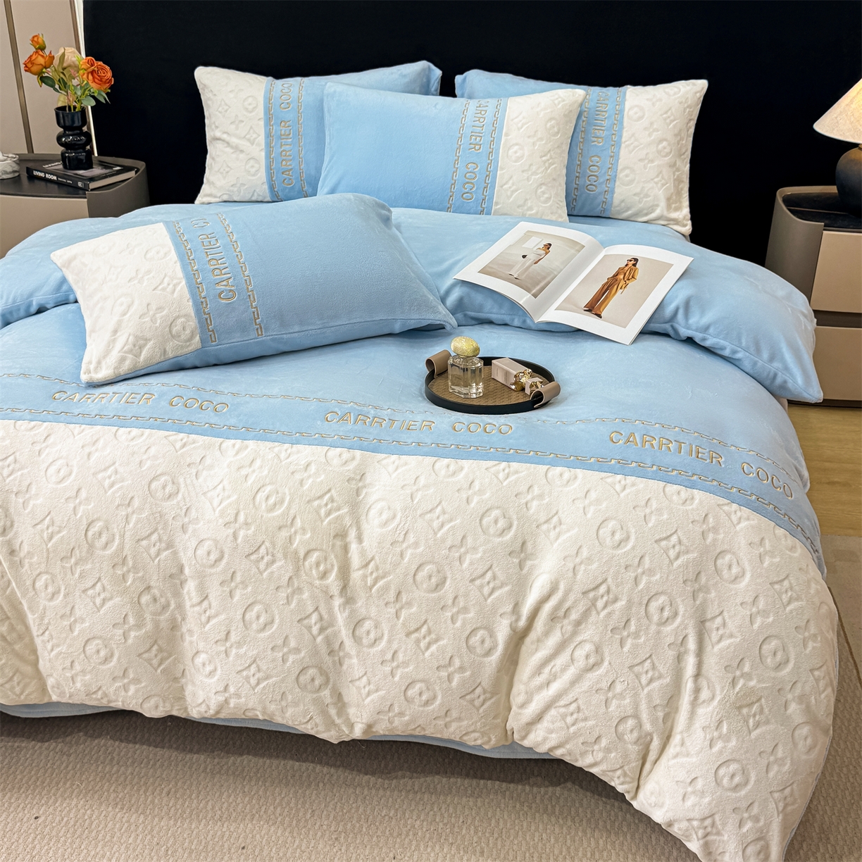 91家纺网 家纺一手货源 找家纺 灰鲸 2025新款牛奶绒拼接刺绣雕花四件套-威登 威登-繁星蓝