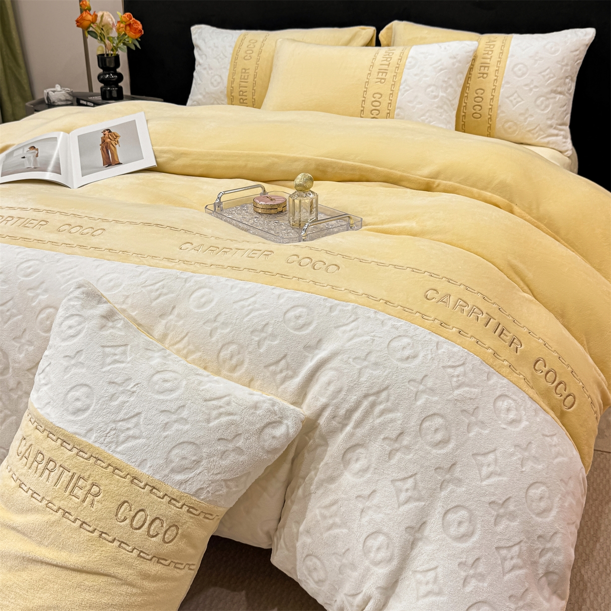 灰鲸 2025新款牛奶绒拼接刺绣雕花四件套-威登 威登-奶黄