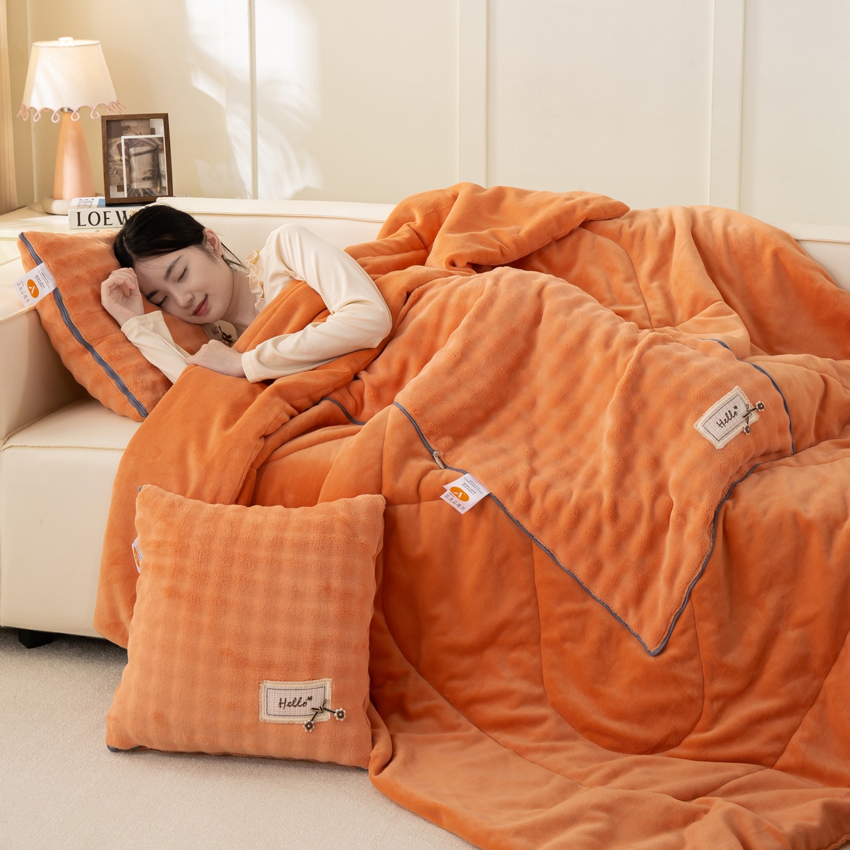 91家纺网 家纺一手货源 找家纺 多今家纺 2025新款牛奶绒贴布抱枕被子-遇见系列 遇见-落霞橙