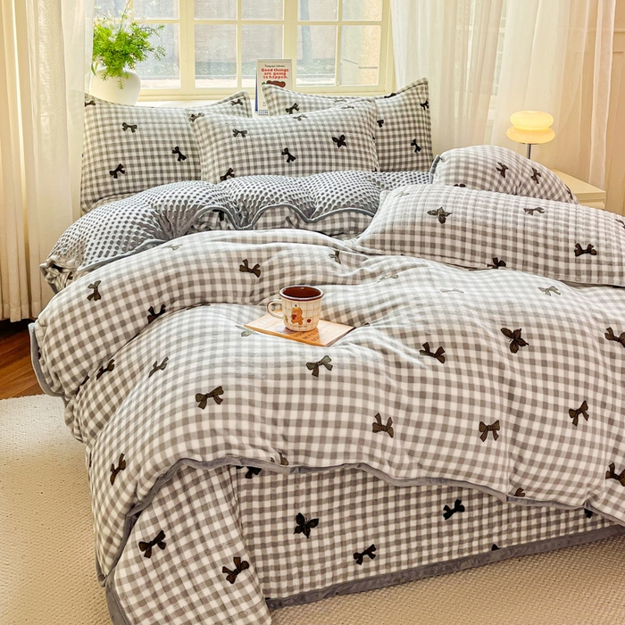 91家纺网 家纺一手货源 找家纺 尚美家纺 2025冬季新品豆豆绒高克重床盖被套四件套 蝴蝶飞舞