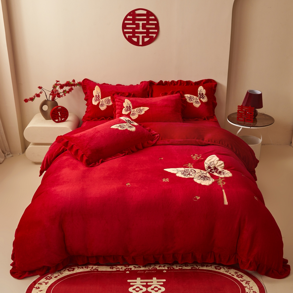91家纺网 家纺一手货源 找家纺 千希家纺 2025新款220克牛奶绒贴布绣婚庆套件（提供买家秀） 家有喜事