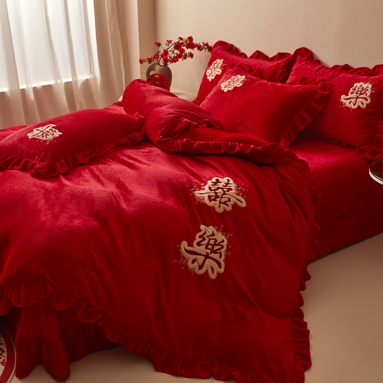 91家纺网 家纺一手货源 找家纺 千希家纺 2025新款220克牛奶绒贴布绣婚庆套件（提供买家秀） 贴布款-喜樂