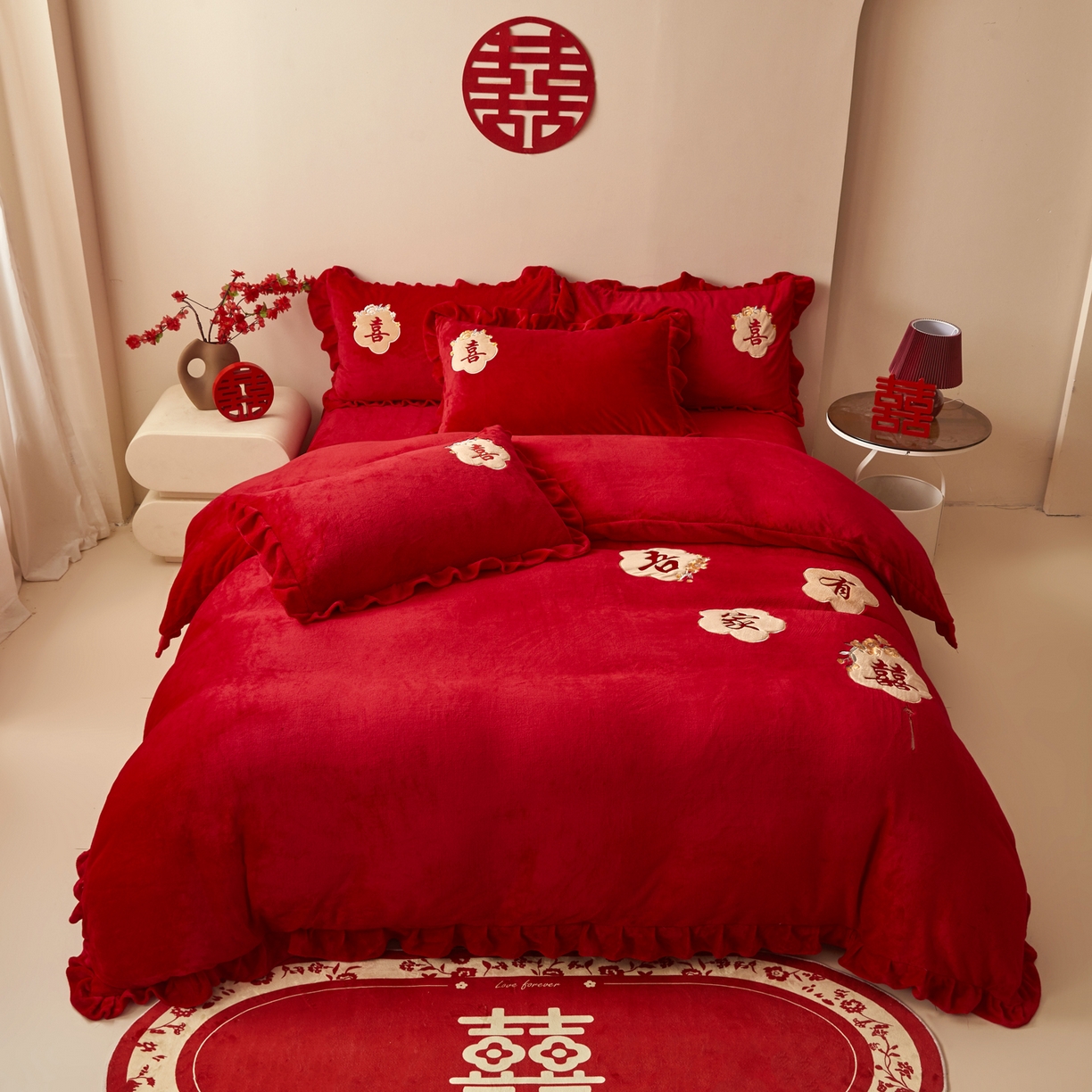 91家纺网 家纺一手货源 找家纺 千希家纺 2025新款220克牛奶绒贴布绣婚庆套件（提供买家秀） 吾家有喜