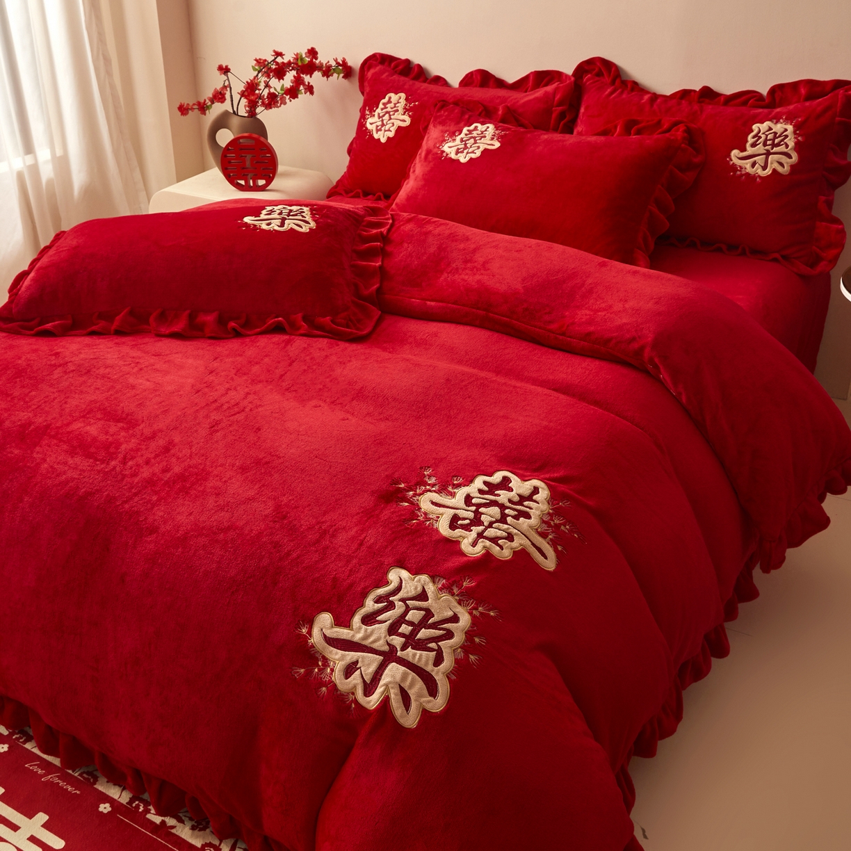 91家纺网 家纺一手货源 找家纺 千希家纺 2025新款220克牛奶绒贴布绣婚庆套件（提供买家秀） 贴布款-喜樂