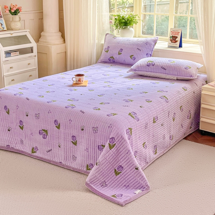 91家纺网 家纺一手货源 找家纺 尚美家纺 2025冬季新品豆豆绒高克重床盖被套四件套 紫色郁金香