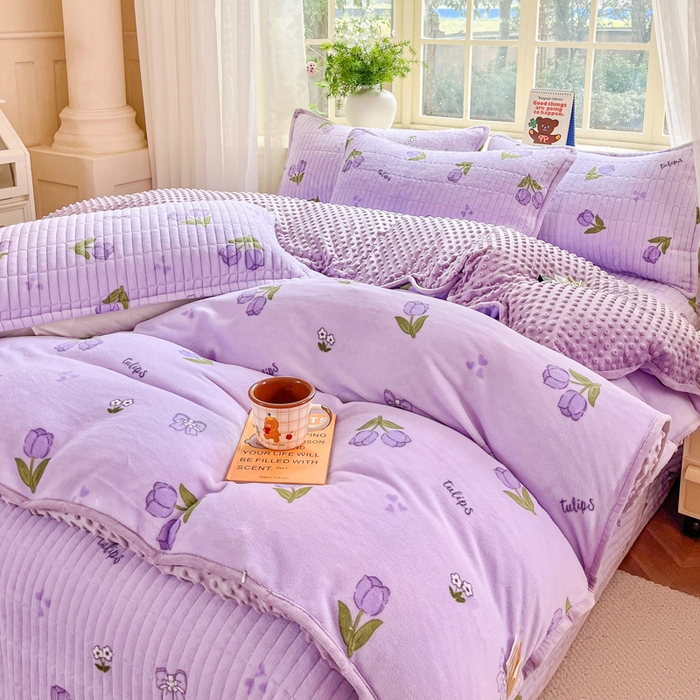 91家纺网 家纺一手货源 找家纺 尚美家纺 2025冬季新品豆豆绒高克重床盖被套四件套 紫色郁金香