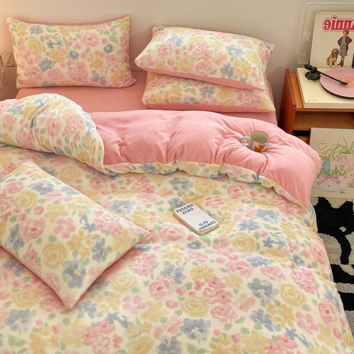 91家纺网 家纺一手货源 找家纺 瑞钰 2025新款A类加厚牛奶绒印花四件套 春意花影