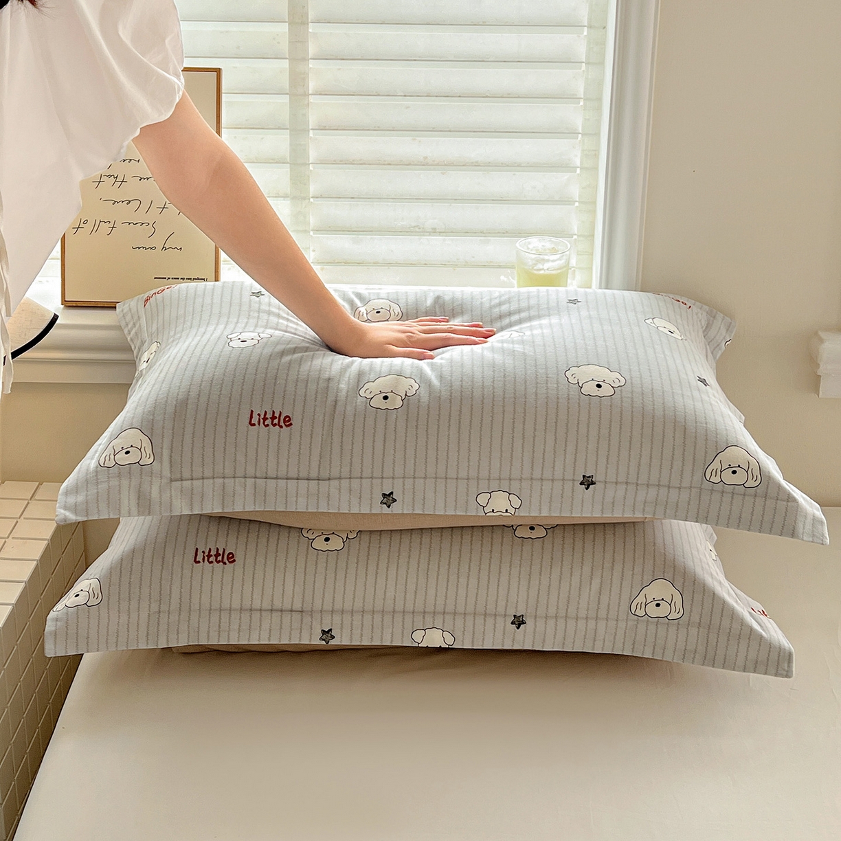 91家纺网 家纺一手货源 找家纺 依庭 2025新款高克重全棉纯棉磨毛印花单枕套 皮皮狗