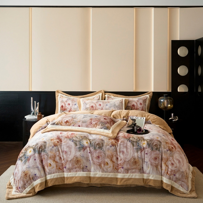 91家纺网 家纺一手货源 找家纺 （总）可恩欣 2025新款双拼角宽边数码牛奶绒四件套