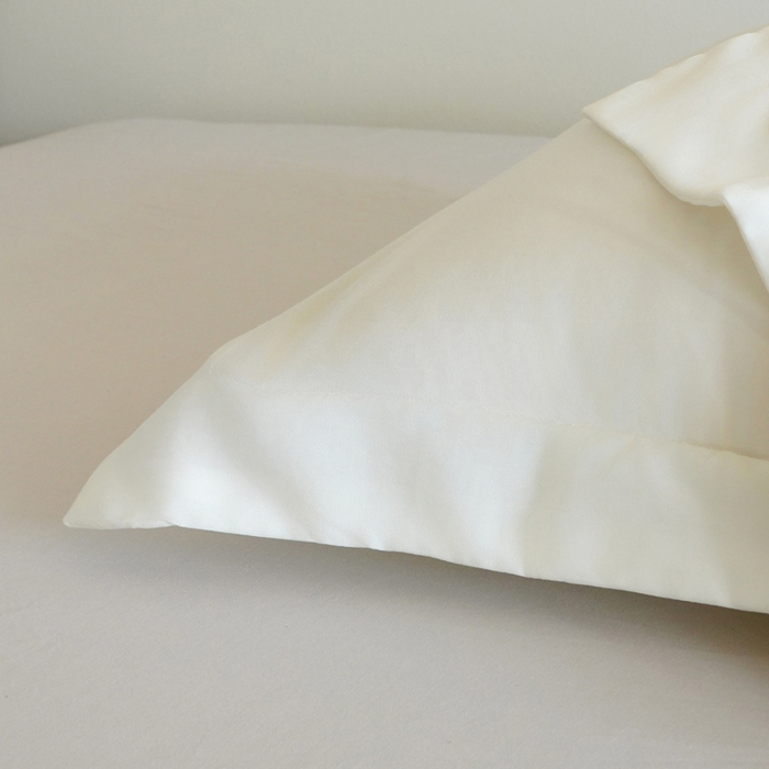 91家纺网 家纺一手货源 找家纺 凯森家纺 兰精天丝枕套一对100%莱赛尔枕头套凉感天丝枕芯套夏季冰丝整套48x74cm丝滑裸睡 100%莱赛尔天丝-奶油白