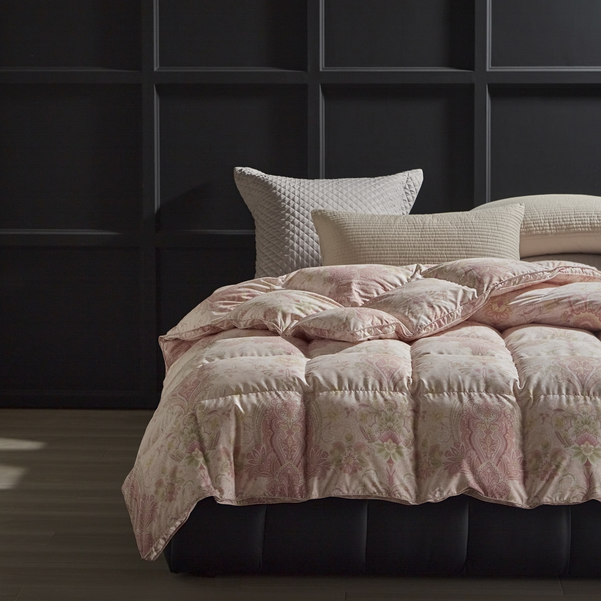 91家纺网 家纺一手货源 找家纺 暖羽屋羽绒馆 2025新款95白鸭绒印花羽绒被子 羽绒被芯 鸭绒被子 双人两米春秋被冬被 翡翠粉