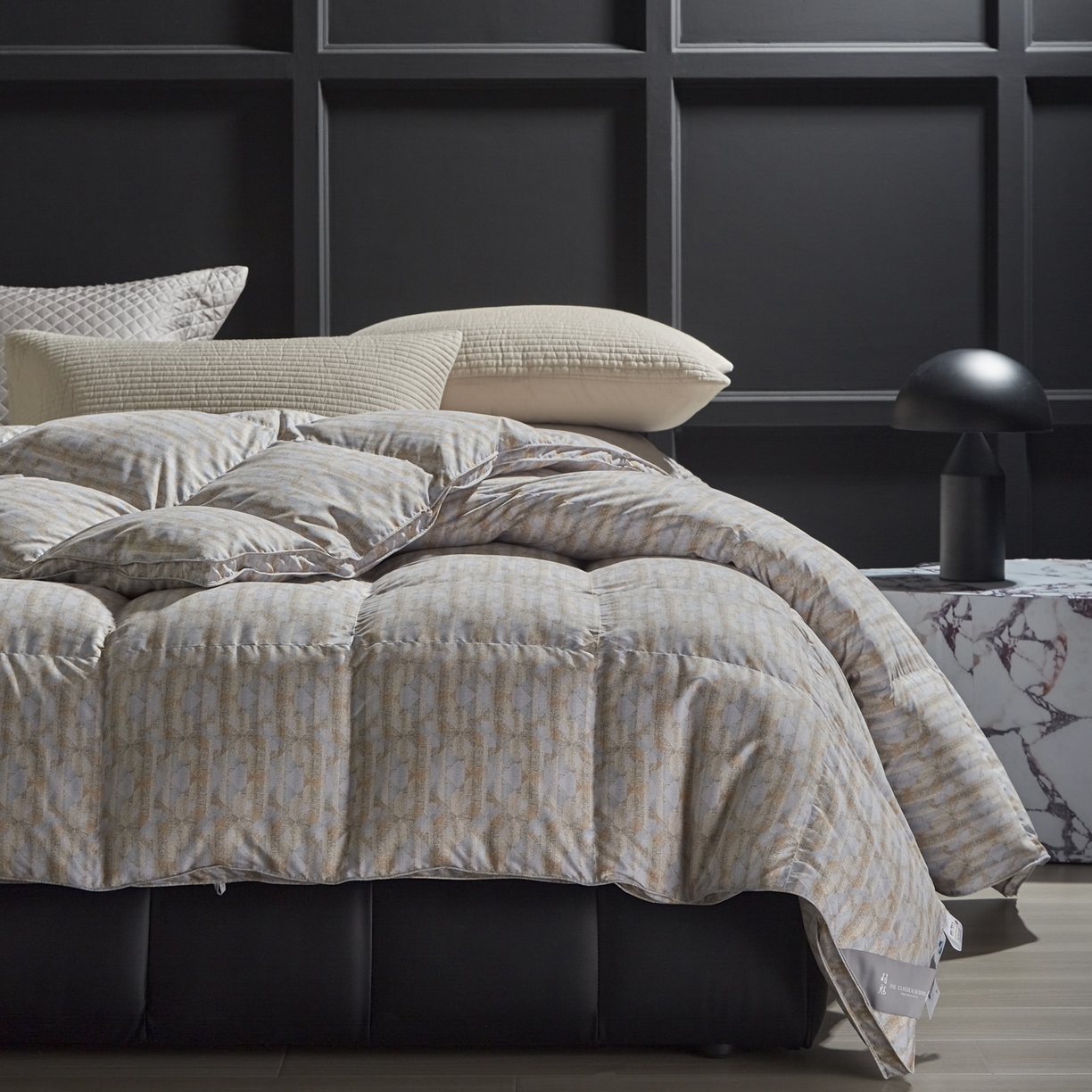 91家纺网 家纺一手货源 找家纺 暖羽屋羽绒馆 2025新款95白鸭绒印花羽绒被子 羽绒被芯 鸭绒被子 双人两米春秋被冬被 幻城