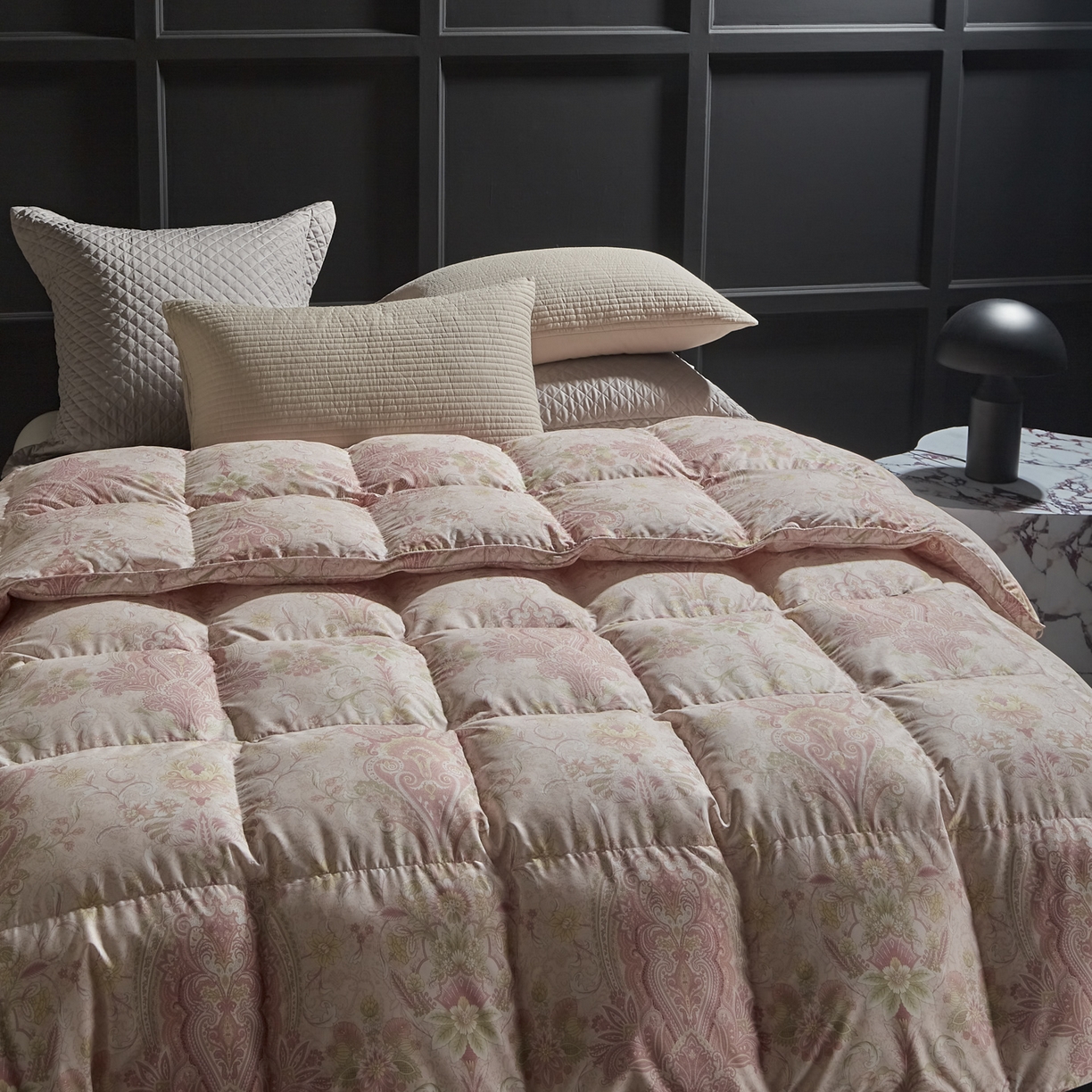 91家纺网 家纺一手货源 找家纺 暖羽屋羽绒馆 2025新款95白鸭绒印花羽绒被子 羽绒被芯 鸭绒被子 双人两米春秋被冬被 翡翠粉