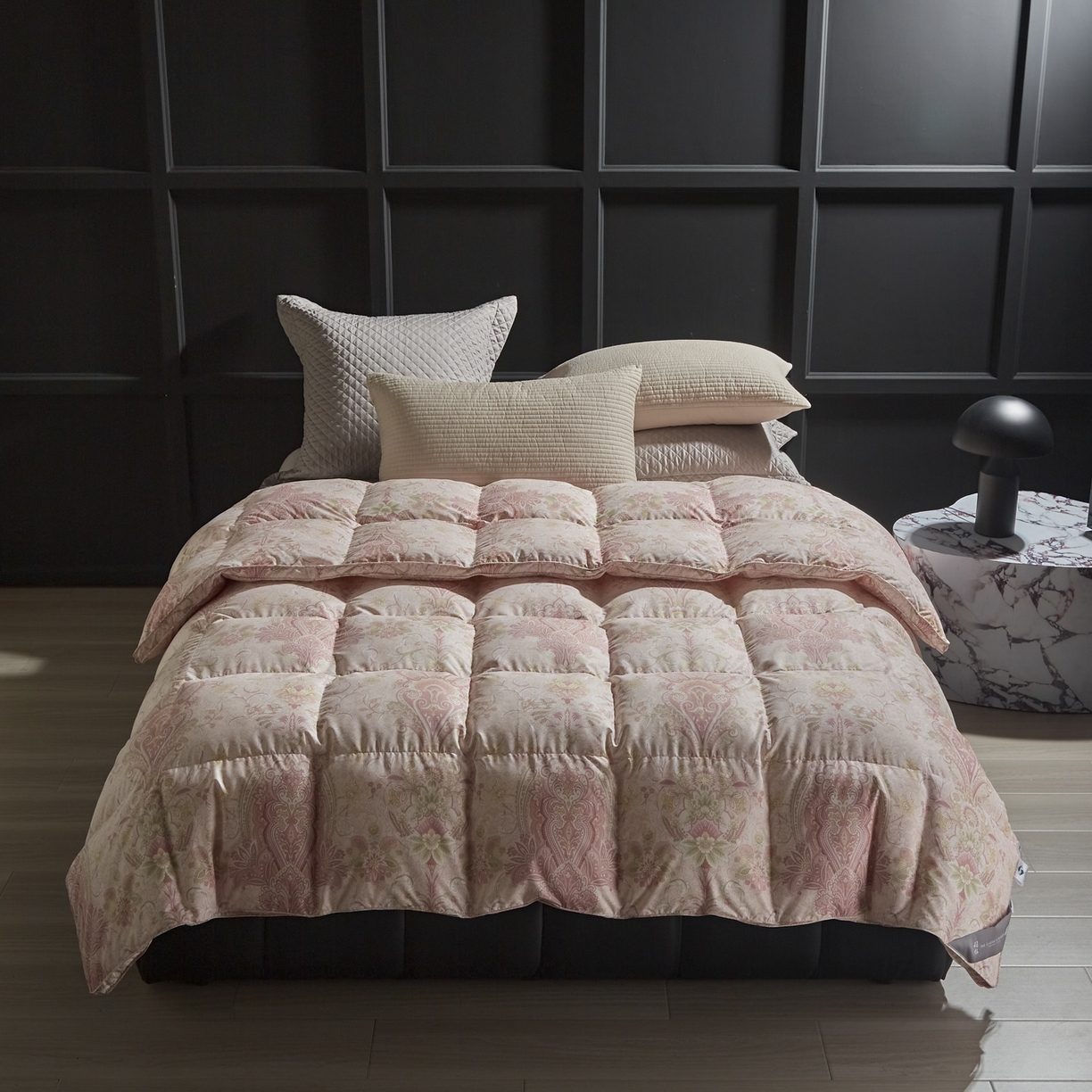 91家纺网 家纺一手货源 找家纺 暖羽屋羽绒馆 2025新款95白鸭绒印花羽绒被子 羽绒被芯 鸭绒被子 双人两米春秋被冬被 翡翠粉