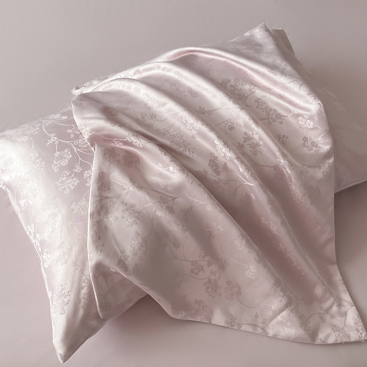 91家纺网 家纺一手货源 找家纺 置顶家纺 2025新款亲肤提花系列四件套-雅芙 雅芙-粉紫