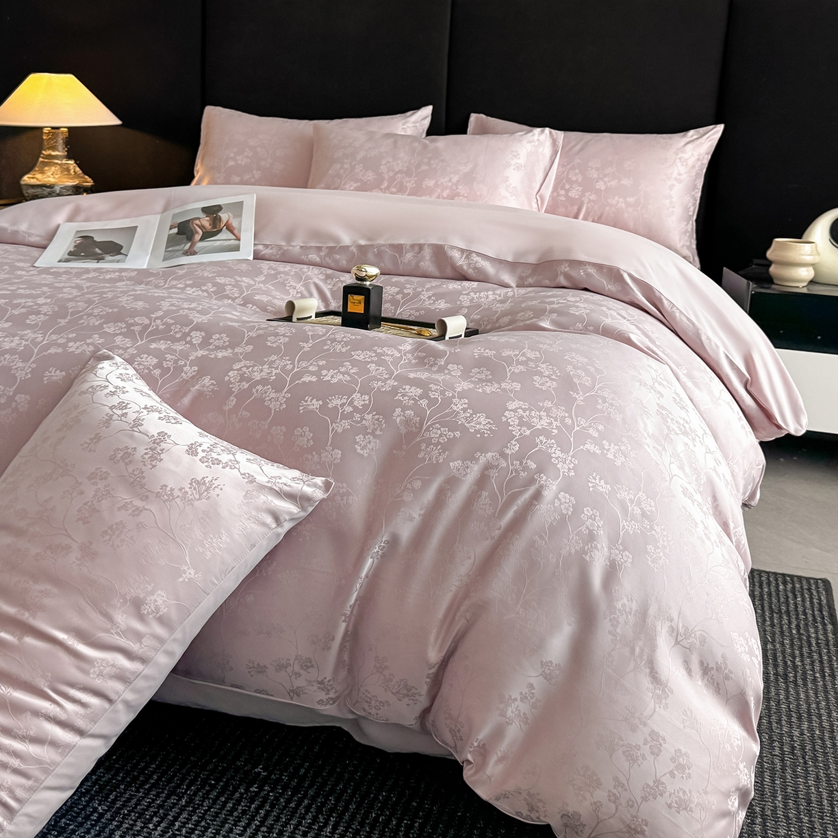 91家纺网 家纺一手货源 找家纺 置顶家纺 2025新款亲肤提花系列四件套-雅芙 雅芙-粉紫