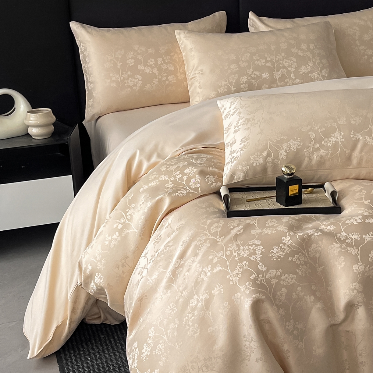 91家纺网 家纺一手货源 找家纺 置顶家纺 2025新款亲肤提花系列四件套-雅芙 雅芙-卡其