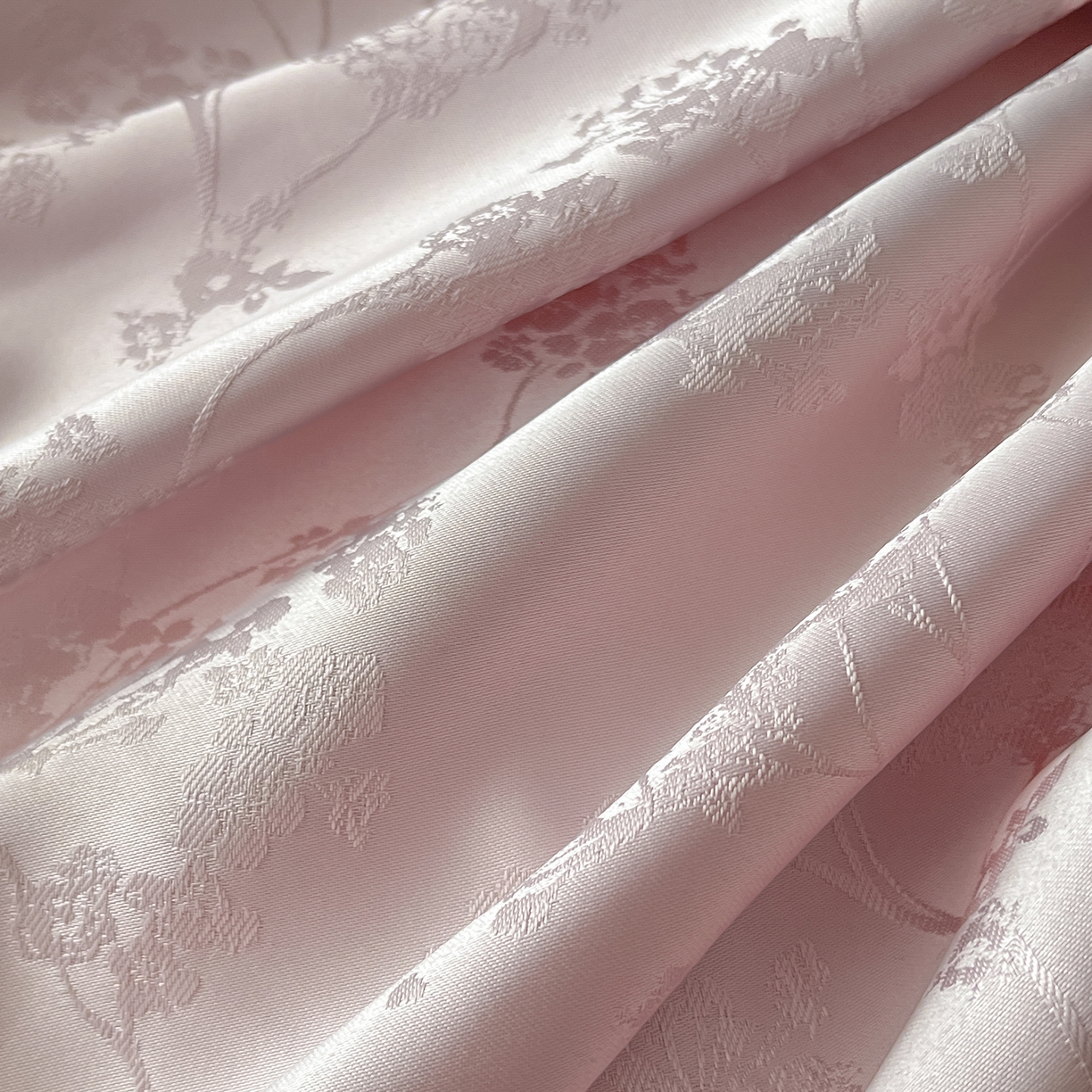 91家纺网 家纺一手货源 找家纺 置顶家纺 2025新款亲肤提花系列四件套-雅芙 雅芙-粉紫