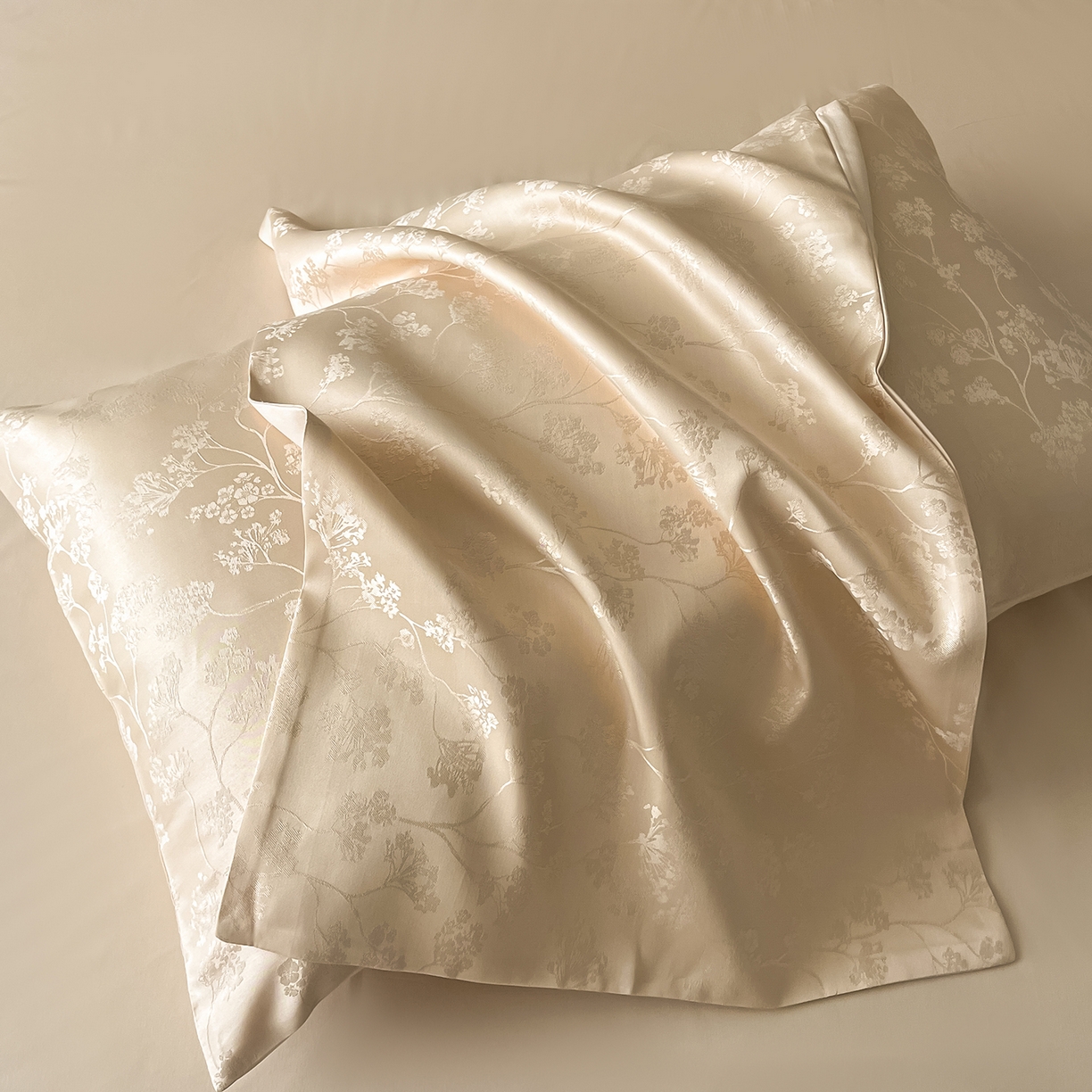 91家纺网 家纺一手货源 找家纺 置顶家纺 2025新款亲肤提花系列四件套-雅芙 雅芙-卡其