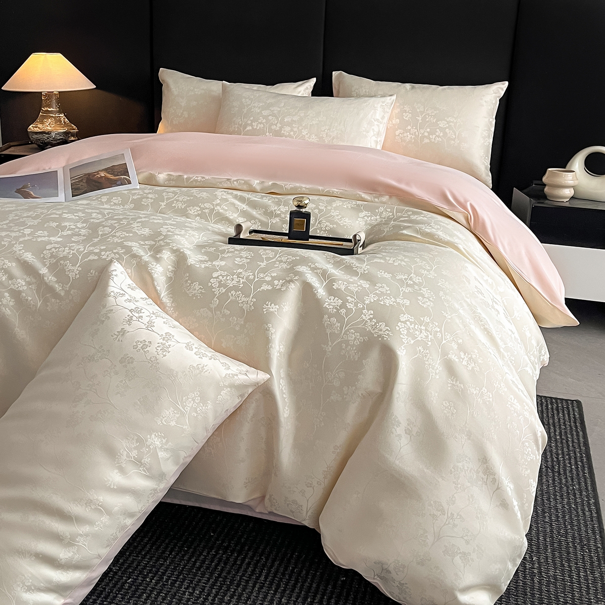 91家纺网 家纺一手货源 找家纺 置顶家纺 2025新款亲肤提花系列四件套-雅芙 雅芙-奶白+粉