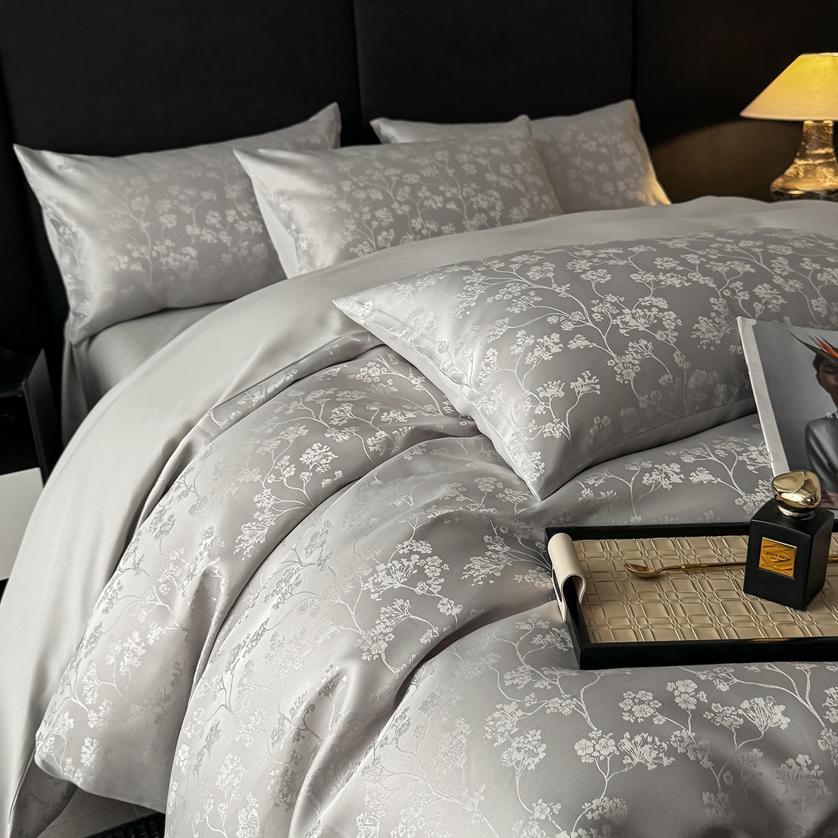 91家纺网 家纺一手货源 找家纺 置顶家纺 2025新款亲肤提花系列四件套-雅芙 雅芙-灰