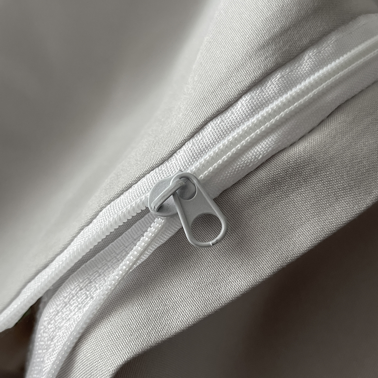 91家纺网 家纺一手货源 找家纺 置顶家纺 2025新款亲肤提花系列四件套-雅芙 雅芙-灰