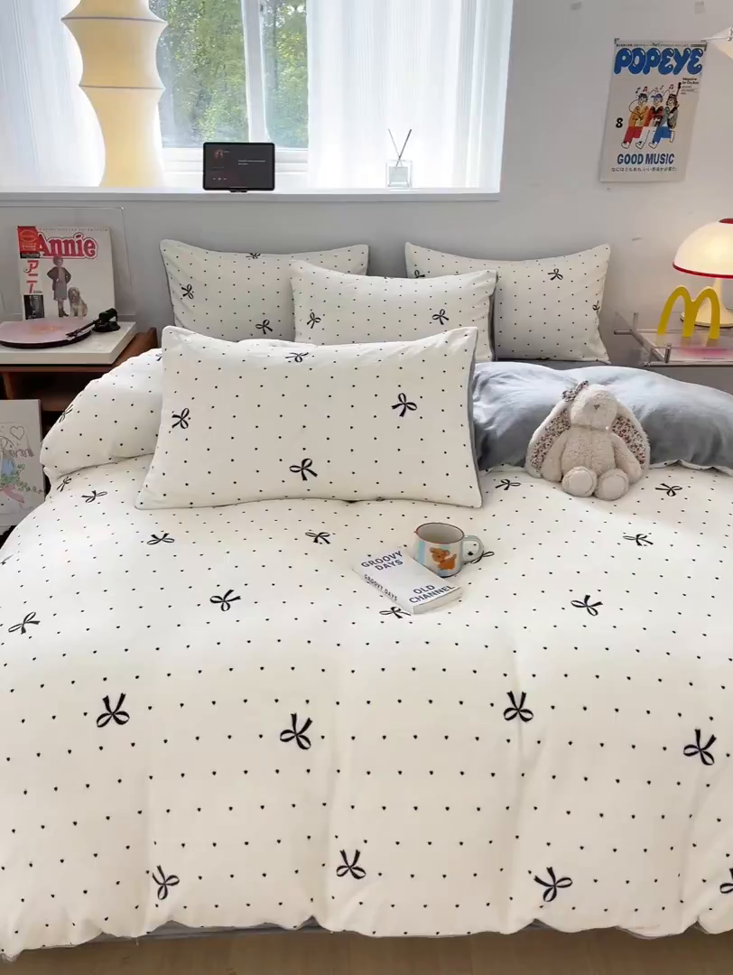 91家纺网 家纺一手货源 找家纺 瑞钰 2025新款A类加厚牛奶绒印花四件套 蝴蝶点点心