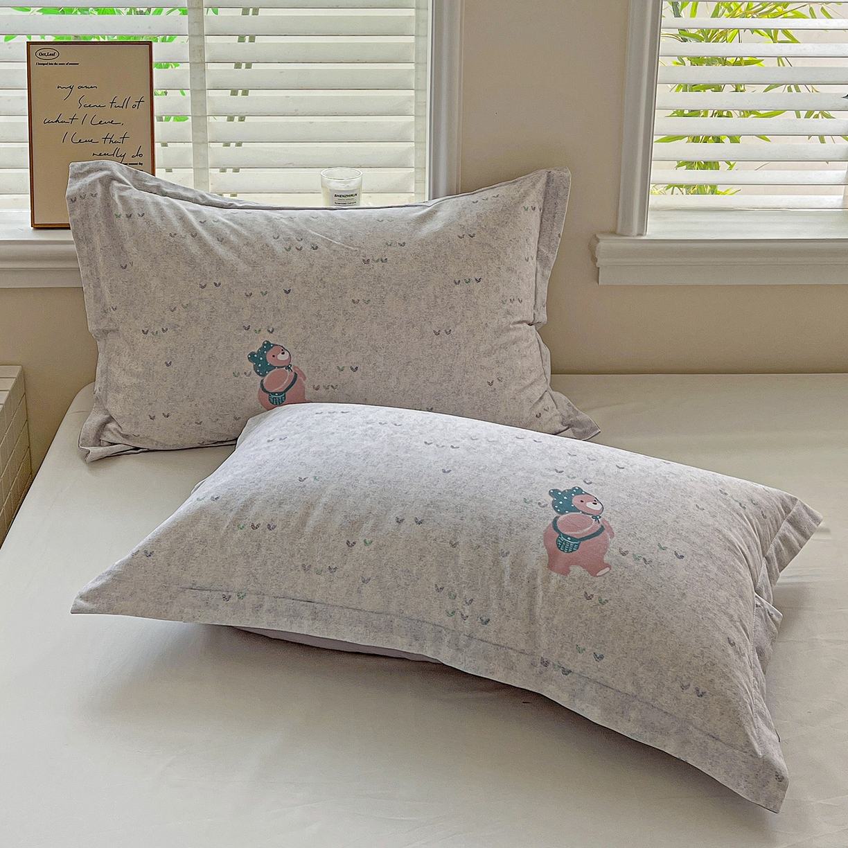 91家纺网 家纺一手货源 找家纺 依庭 2025新款高克重全棉纯棉磨毛印花单枕套 幸福小熊