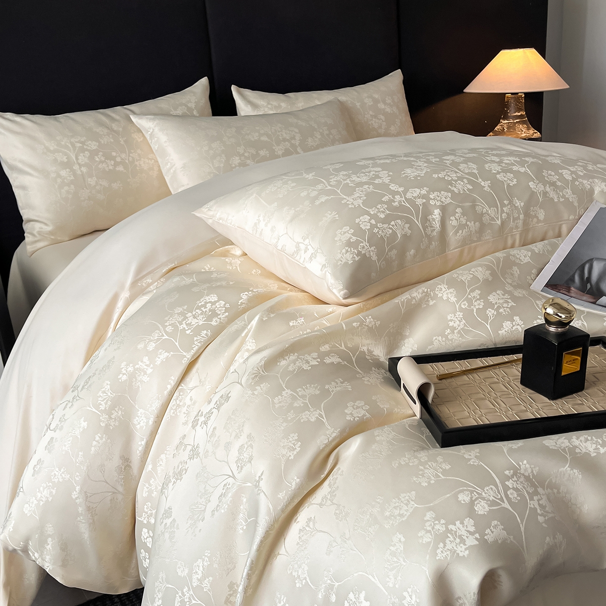 91家纺网 家纺一手货源 找家纺 置顶家纺 2025新款亲肤提花系列四件套-雅芙 雅芙-奶白