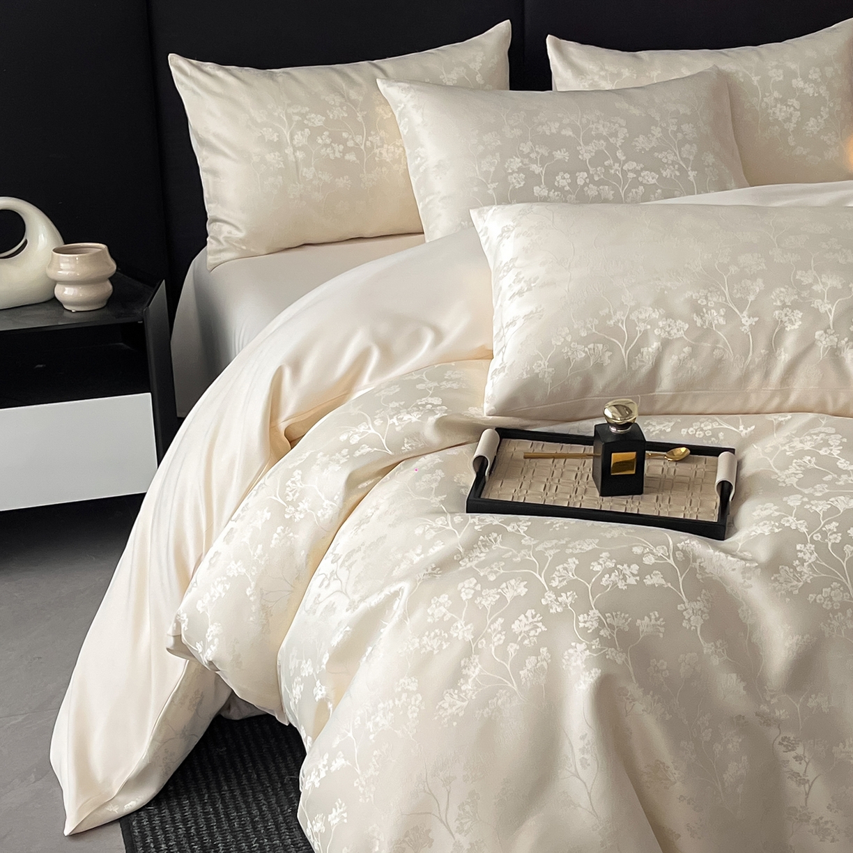 91家纺网 家纺一手货源 找家纺 置顶家纺 2025新款亲肤提花系列四件套-雅芙 雅芙-奶白