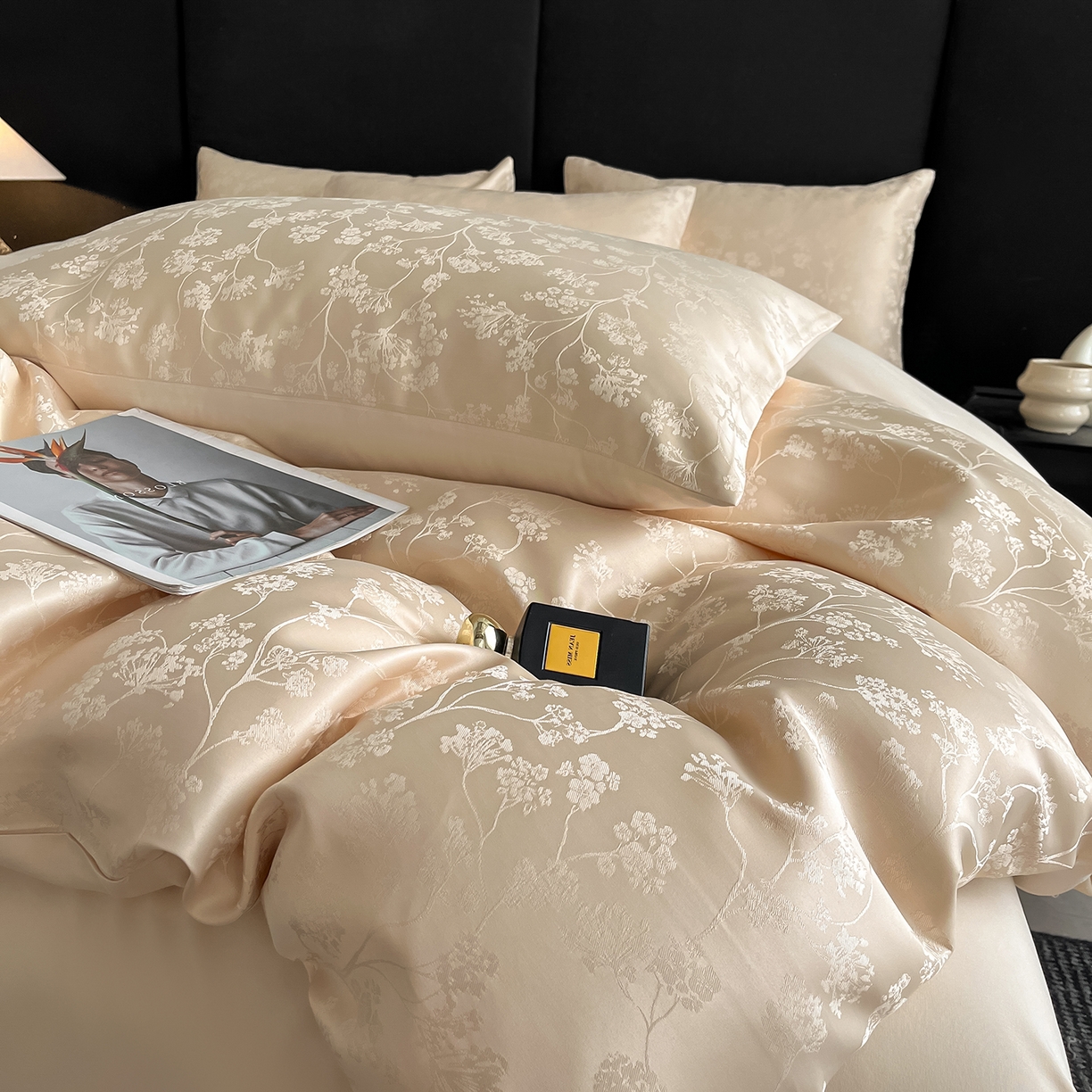 91家纺网 家纺一手货源 找家纺 置顶家纺 2025新款亲肤提花系列四件套-雅芙 雅芙-卡其