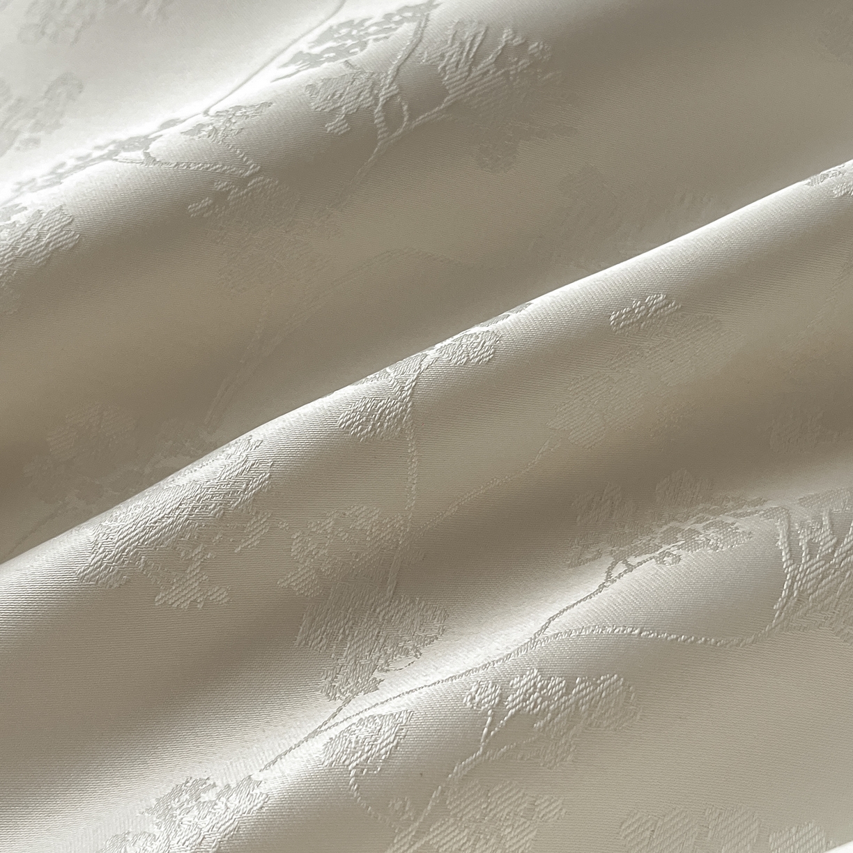 91家纺网 家纺一手货源 找家纺 置顶家纺 2025新款亲肤提花系列四件套-雅芙 雅芙-奶白