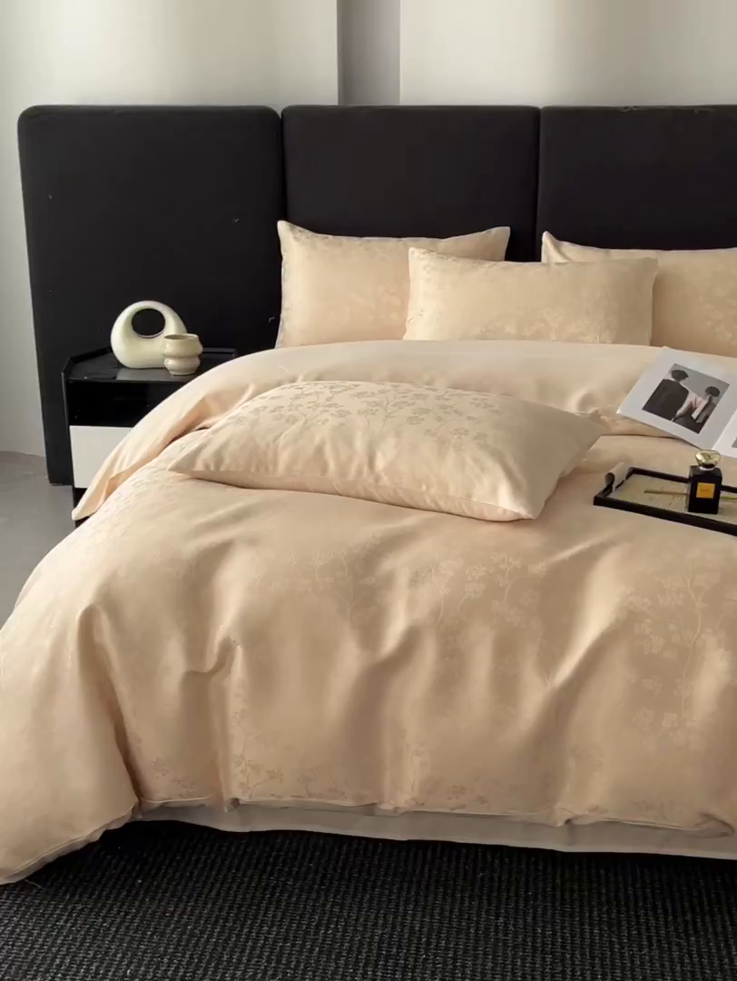 91家纺网 家纺一手货源 找家纺 置顶家纺 2025新款亲肤提花系列四件套-雅芙 雅芙-卡其