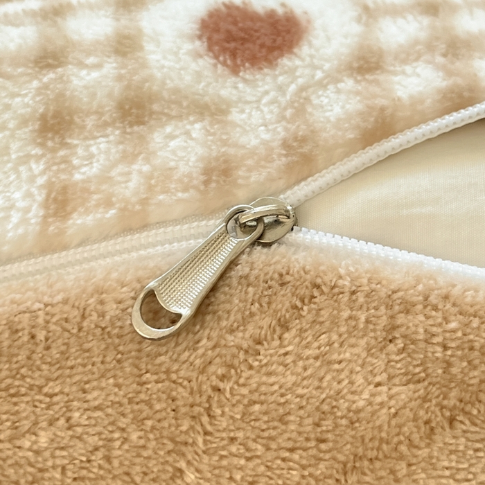 91家纺网 家纺一手货源 找家纺 瑞钰 2025新款A类加厚牛奶绒印花四件套 可可猫星