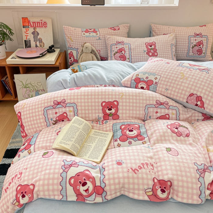 91家纺网 家纺一手货源 找家纺 瑞钰 2025新款A类加厚牛奶绒印花四件套 快乐回忆