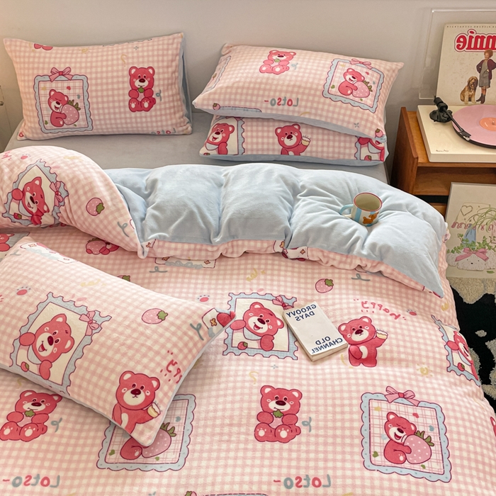 91家纺网 家纺一手货源 找家纺 瑞钰 2025新款A类加厚牛奶绒印花四件套 快乐回忆