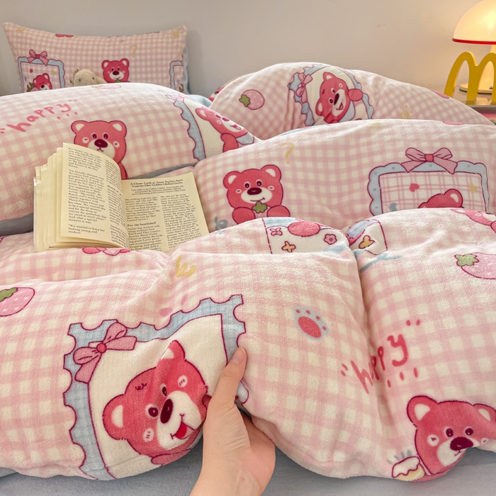 91家纺网 家纺一手货源 找家纺 瑞钰 2025新款A类加厚牛奶绒印花四件套 快乐回忆