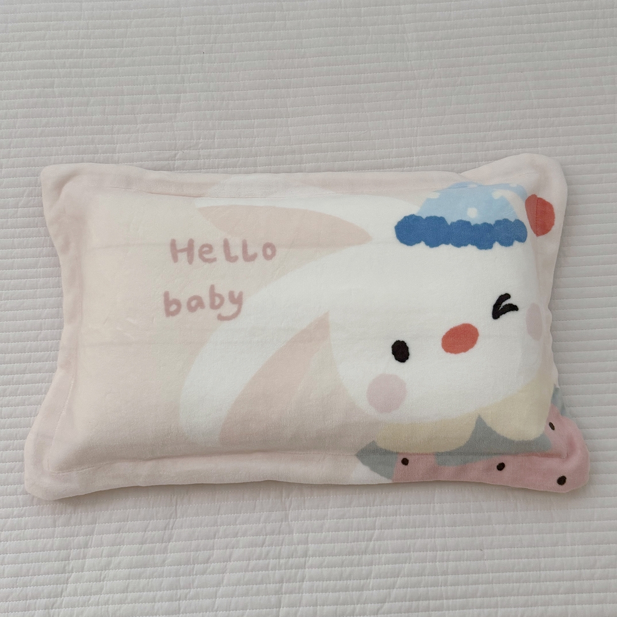 91家纺网 家纺一手货源 找家纺 荷马之梦 2025新款A类牛奶绒数码印花原创卡通大版儿童幼儿园单枕套枕套单件-萌宠 小兔贝贝
