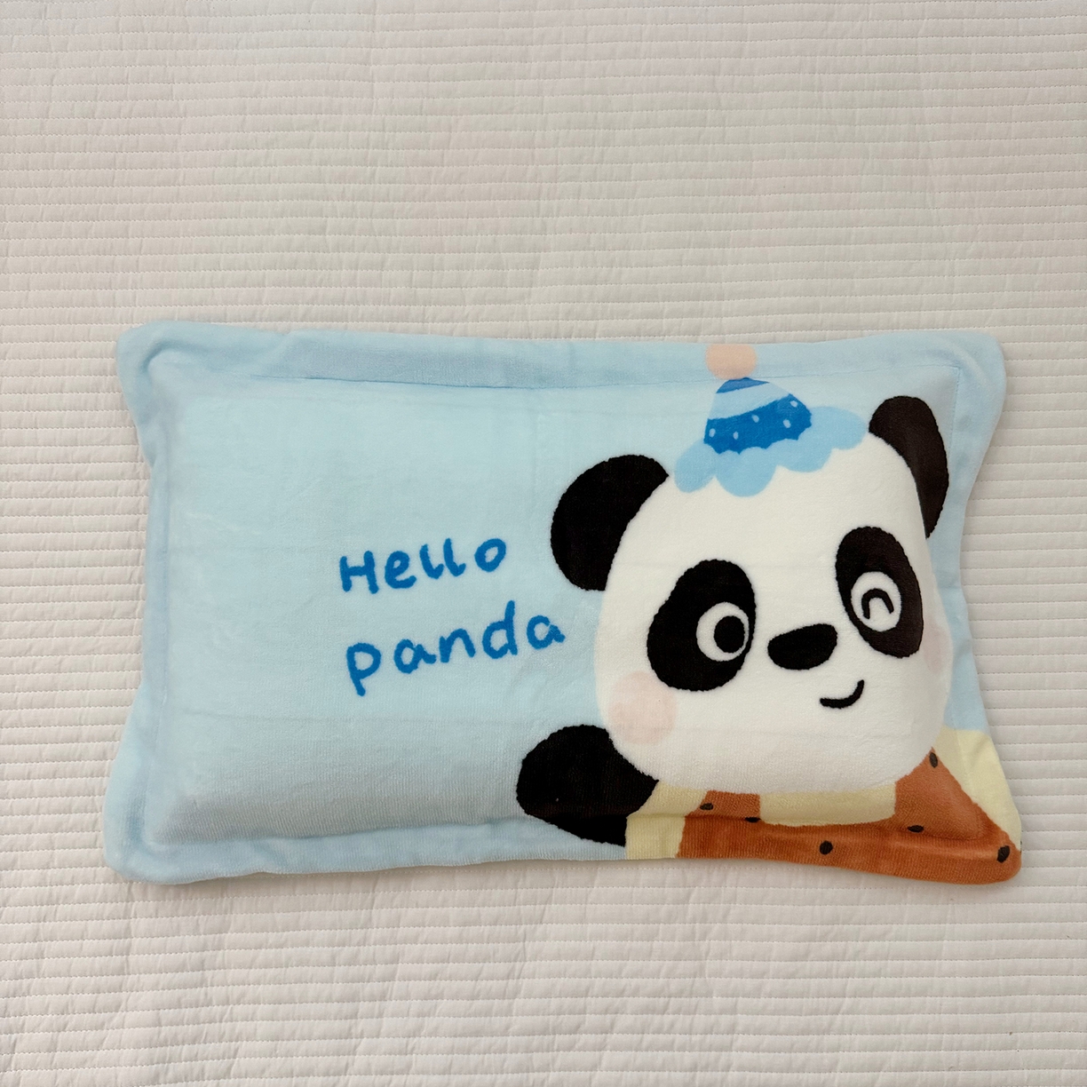 91家纺网 家纺一手货源 找家纺 荷马之梦 2025新款A类牛奶绒数码印花原创卡通大版儿童幼儿园单枕套枕套单件-萌宠 熊猫多多