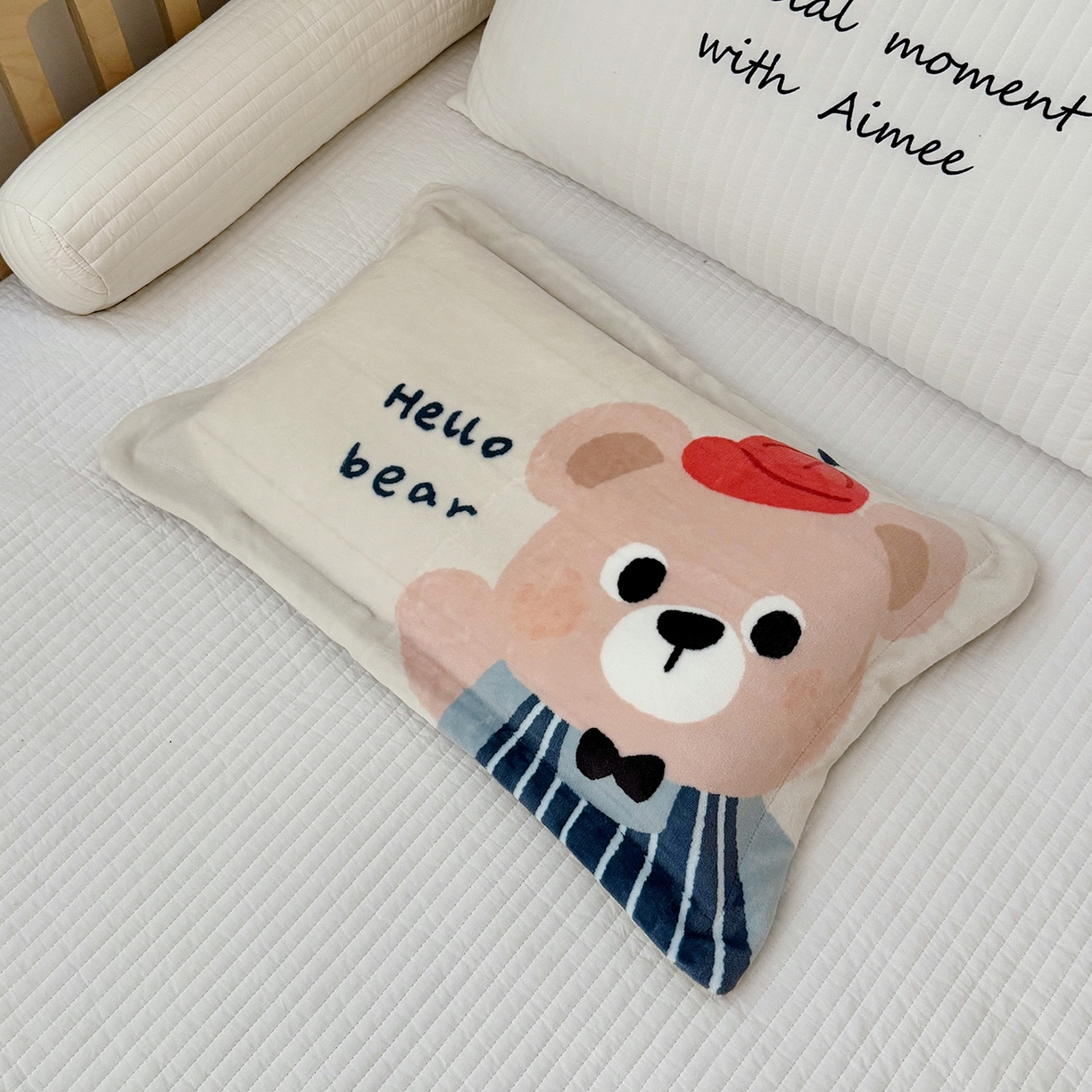 91家纺网 家纺一手货源 找家纺 荷马之梦 2025新款A类牛奶绒数码印花原创卡通大版儿童幼儿园单枕套枕套单件-萌宠 小熊卢卡