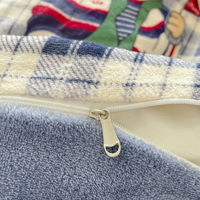 91家纺网 家纺一手货源 找家纺 瑞钰 2025新款A类加厚牛奶绒印花四件套 蓝格英伦熊