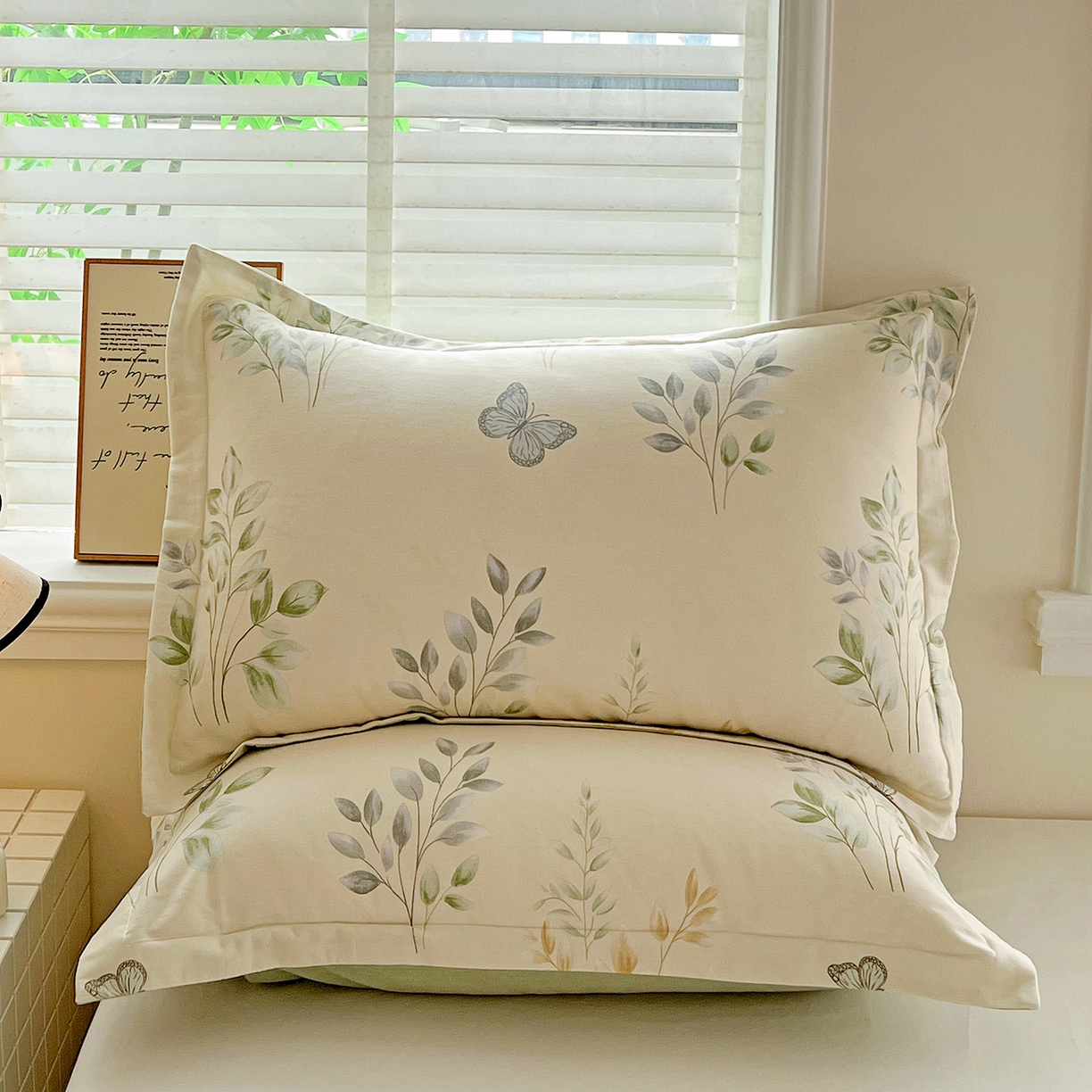 91家纺网 家纺一手货源 找家纺 依庭 2025新款高克重全棉纯棉磨毛印花单枕套 悠悠仙草