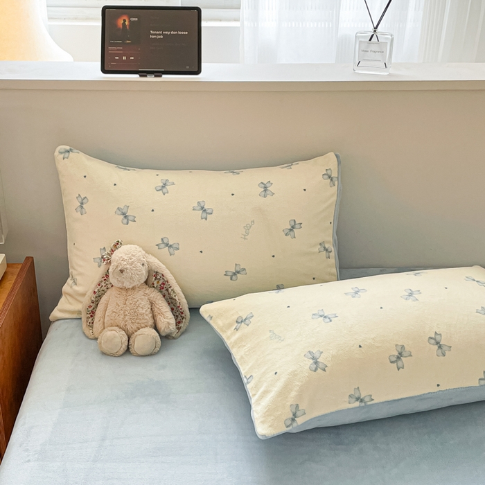 91家纺网 家纺一手货源 找家纺 瑞钰 2025新款A类加厚牛奶绒印花四件套 梦幻