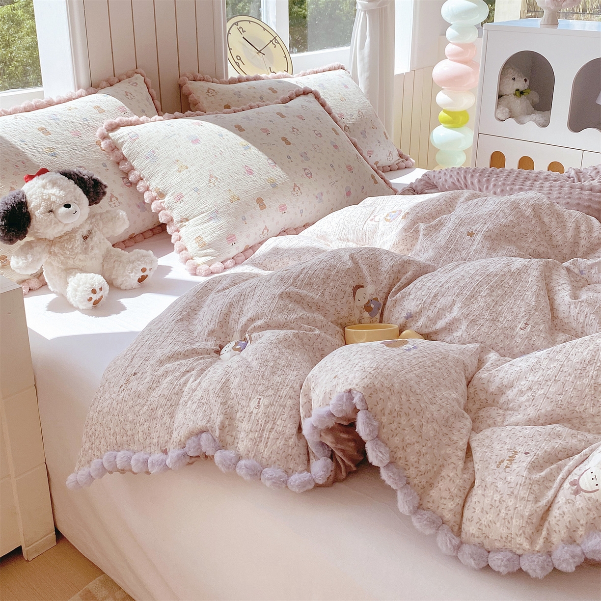 91家纺网 家纺一手货源 找家纺 梵克保罗 2025新款冬被系列 毛球款豆豆被 花间采趣