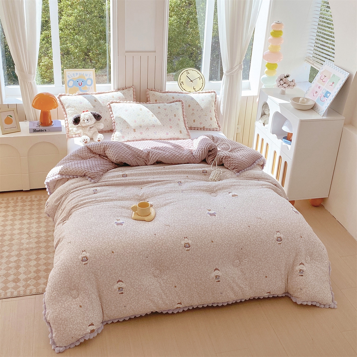 91家纺网 家纺一手货源 找家纺 梵克保罗 2025新款冬被系列 毛球款豆豆被 花间采趣