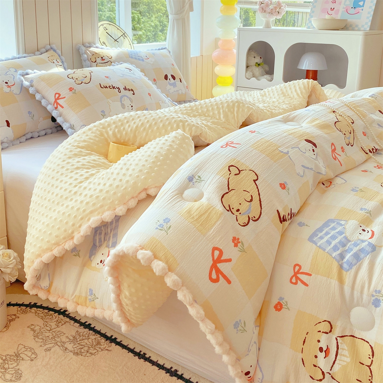 91家纺网 家纺一手货源 找家纺 梵克保罗 2025新款冬被系列 毛球款豆豆被 萌犬小铺