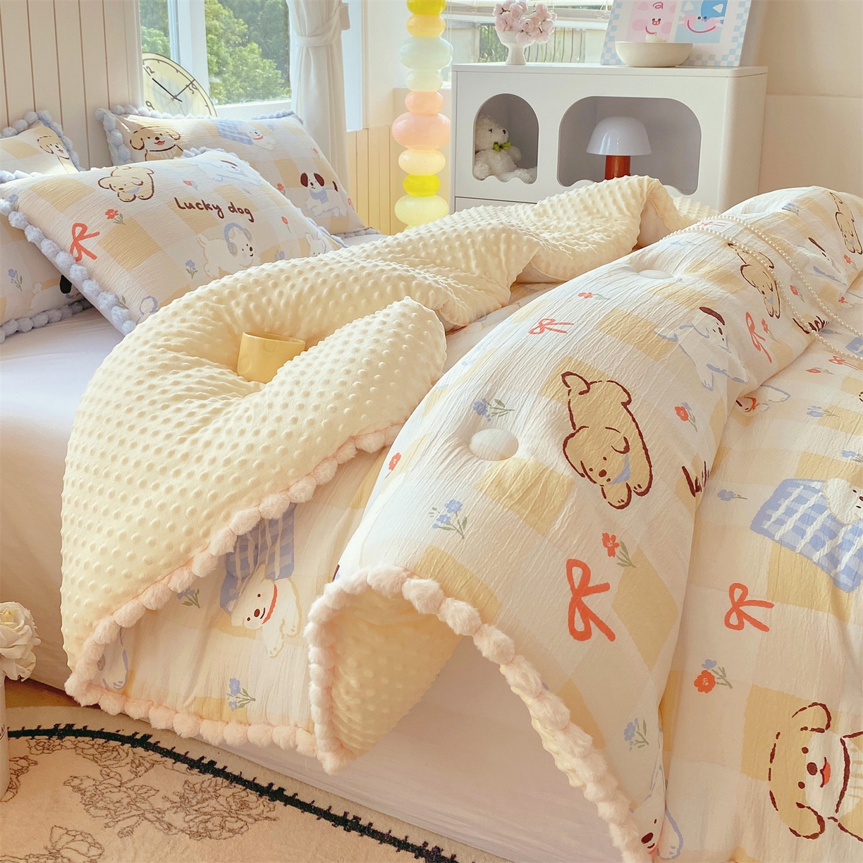 91家纺网 家纺一手货源 找家纺 梵克保罗 2025新款冬被系列 毛球款豆豆被 萌犬小铺