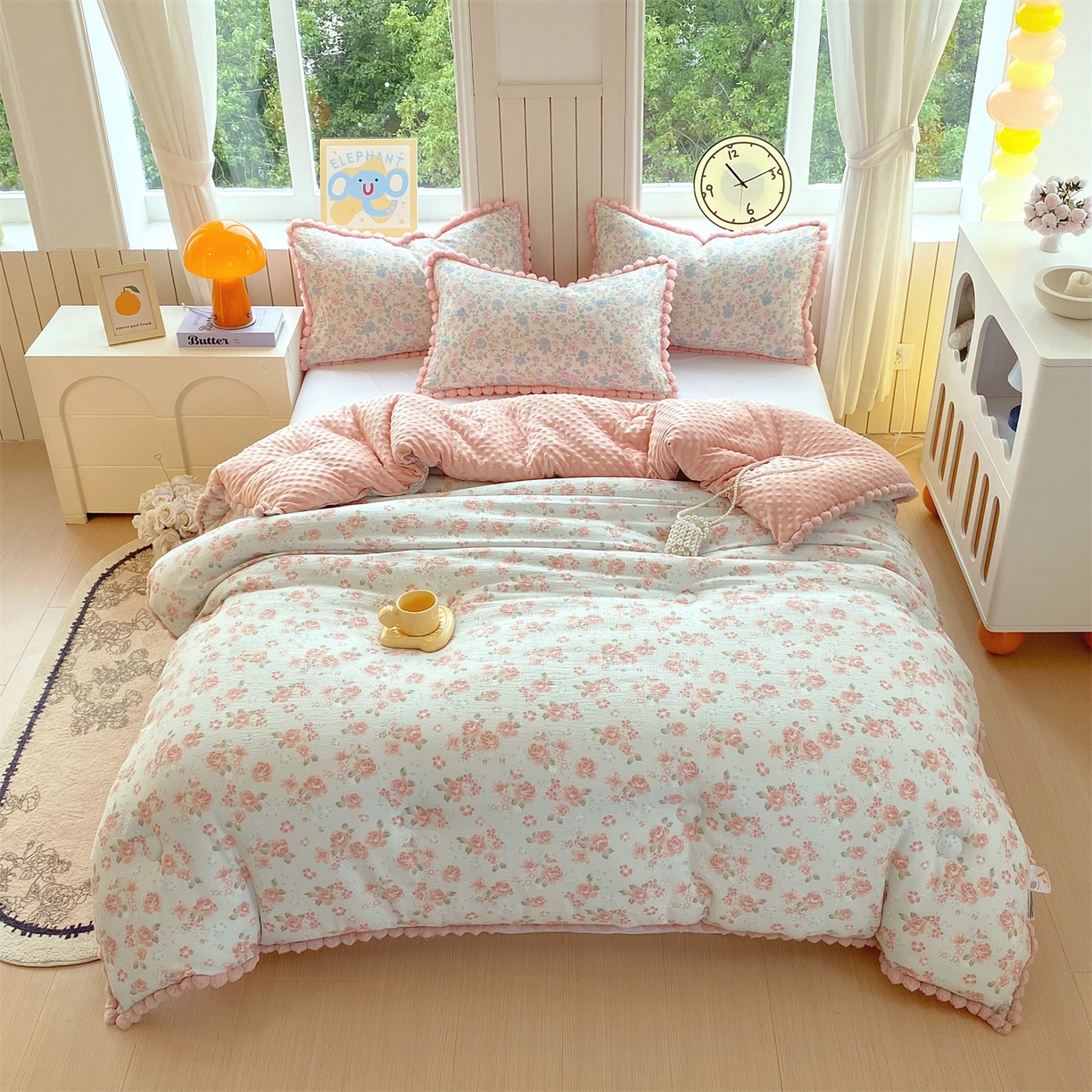 91家纺网 家纺一手货源 找家纺 梵克保罗 2025新款冬被系列 毛球款豆豆被 沐春