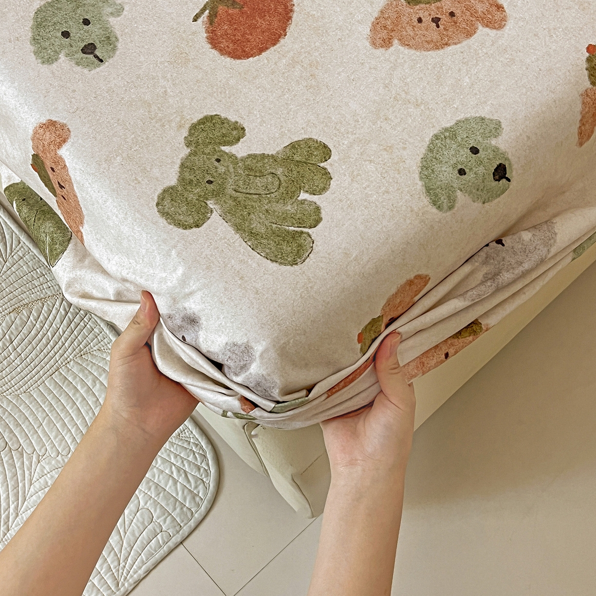 91家纺网 家纺一手货源 找家纺 （总）依庭 2025新款高克重全棉纯棉磨毛印花床笠单品床笠